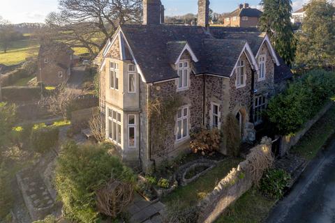 5 bedroom detached house for sale, Croft Bank, Malvern