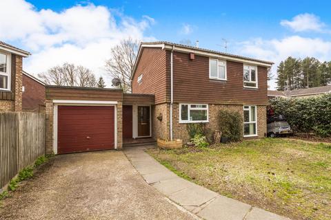 4 bedroom detached house to rent, Silwood, Bracknell, RG12