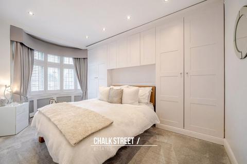 11 Lawrence Road, Romford, RM2 5SS