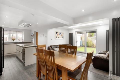 54 Acaster Lane, Bishopthorpe, York, YO23 2SG