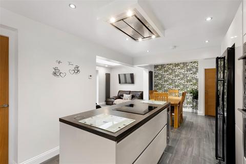 54 Acaster Lane, Bishopthorpe, York, YO23 2SG
