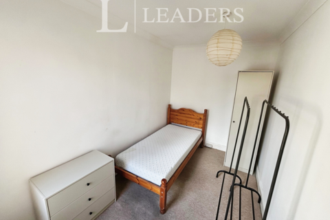 3 bedroom terraced house to rent, Cavendish Road, Cambridge, CB1