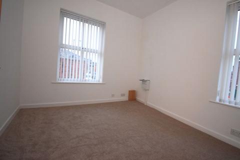 1 bedroom apartment to rent, Lord Street, Leigh