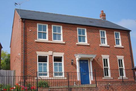 37 Ashdale Avenue, Pershore, WR10 1PL