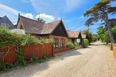 Beach House Lane, Bembridge, Isle of Wight, PO35 5TA