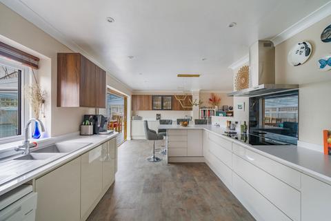 8 Breowan Close, Ilminster, TA19 0EE