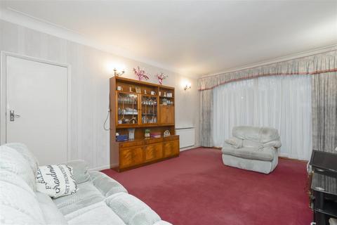 3 bedroom detached house for sale, Heronslea Drive, Stanmore HA7