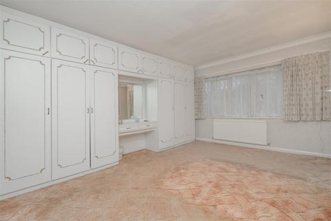 3 Heronslea Drive, Stanmore, HA7 4QY