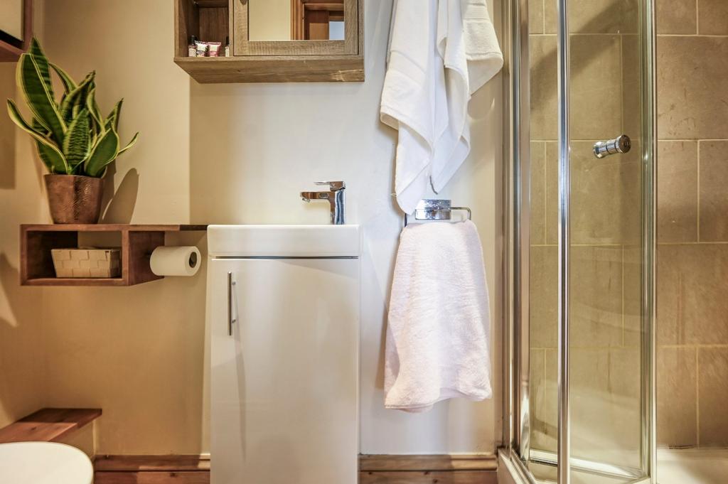 Ensuite