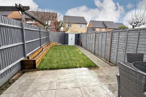 2 bedroom end of terrace house for sale, Ashbrake, Swindon SN25