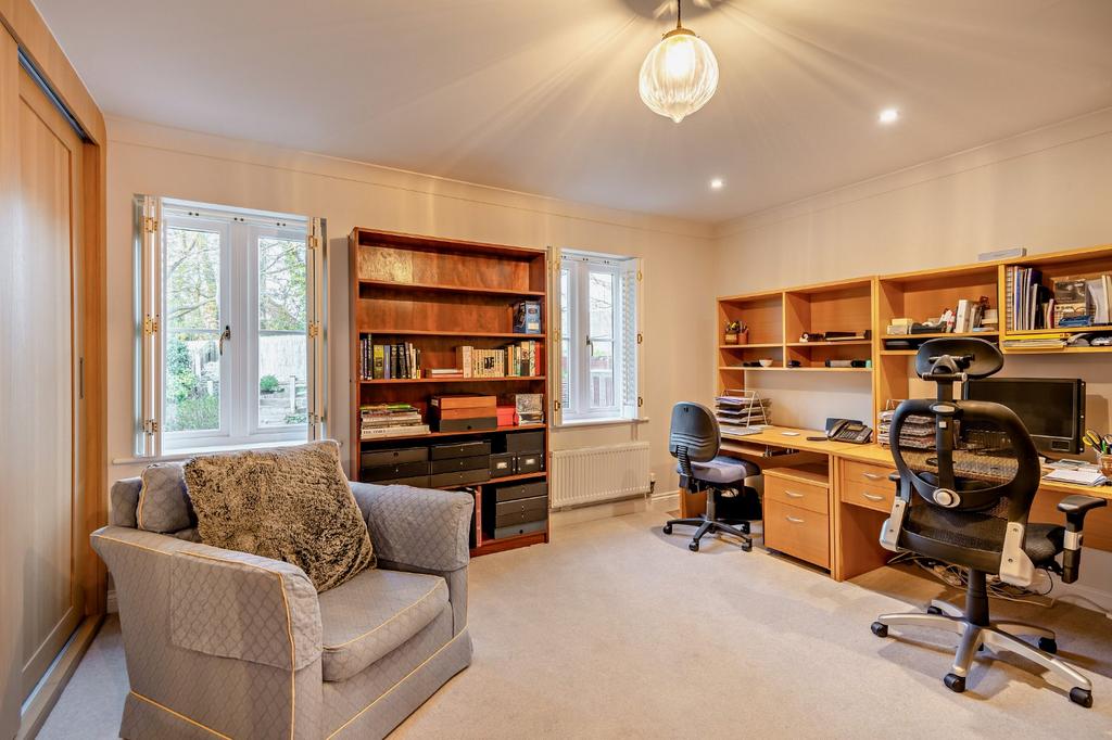 Bedroom/Study