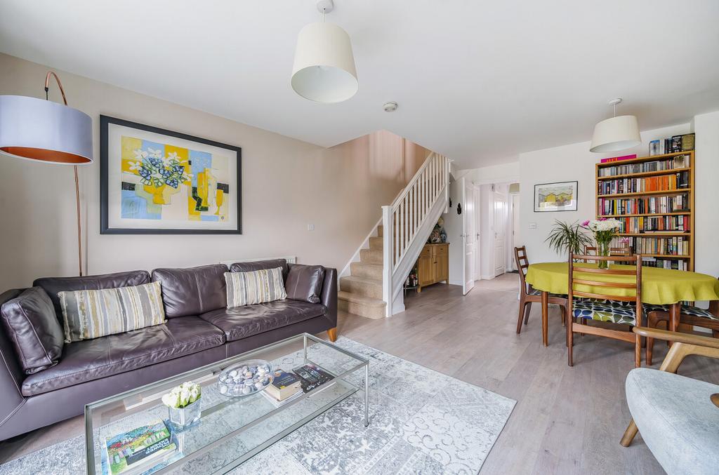Sitting/Dining Room