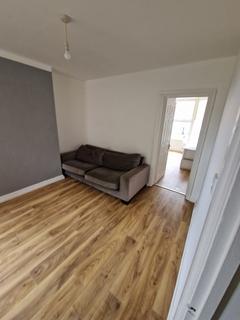 1 bedroom flat to rent, Queen Street, Rushden NN10