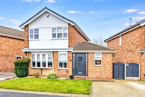 3 bedroom detached house for sale, Stone Brig Lane, Rothwell, Leeds, West Yorkshire