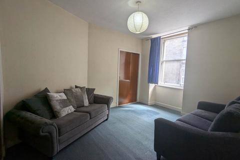 3 bedroom flat to rent, 177 1/1 Blackness Road, ,