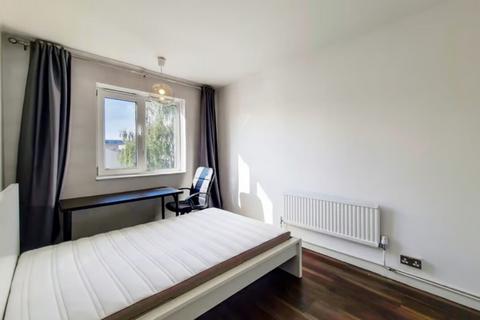 4 bedroom flat to rent, Bedroom Flat Fully Furnished Â£4500, Bermondsey SE1