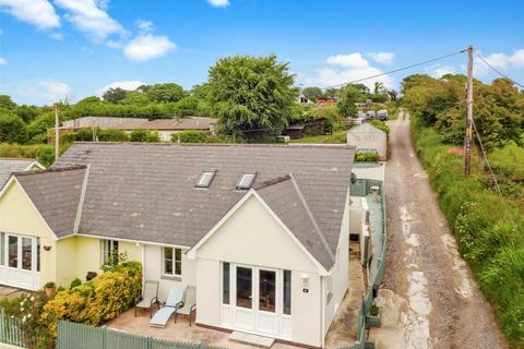 8 Claylands, St Breward, Bodmin, PL30 3PY