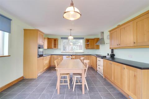 2 North View, Shebbear, Beaworthy, EX21 5SF