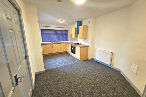 3 bedroom semi-detached house to rent, Irvin Street, Moston, Manchester, M40