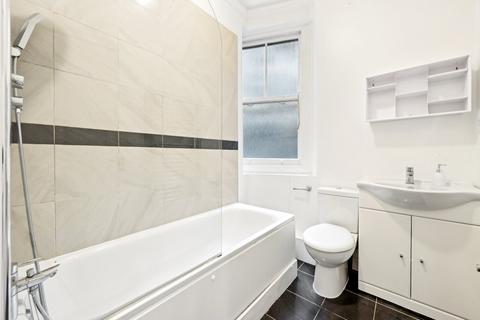 2 bedroom flat for sale, Ashley Mansions, 254 Vauxhall Bridge Road, London, SW1V