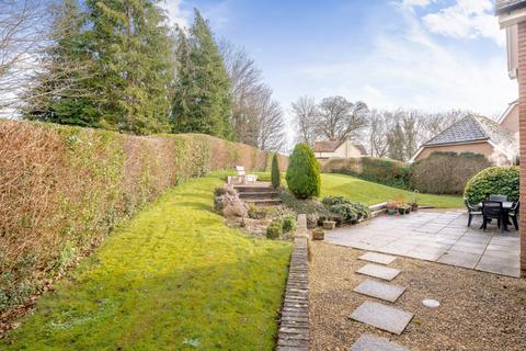 4 bedroom detached house for sale, Farriers Lane, Newbury RG20