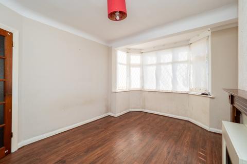 26 Dunster Avenue, Morden, SM4 4LE