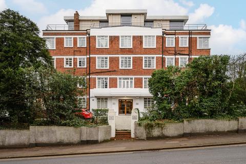 Wimbledon Hill Road, London SW19