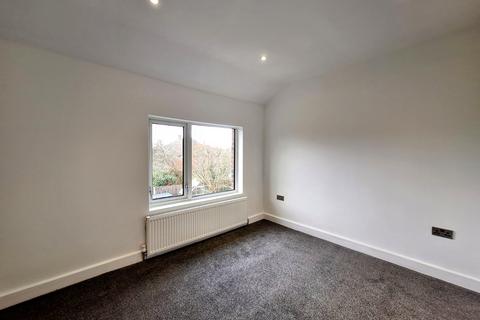 1 Acresfield Road, Hyde, SK14 4HD