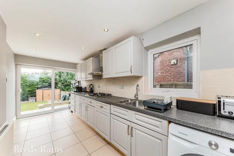 58 Congleton Road, Macclesfield, SK11 7UE