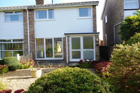 3 bedroom semi-detached house to rent, Lays Drive, Bristol BS31