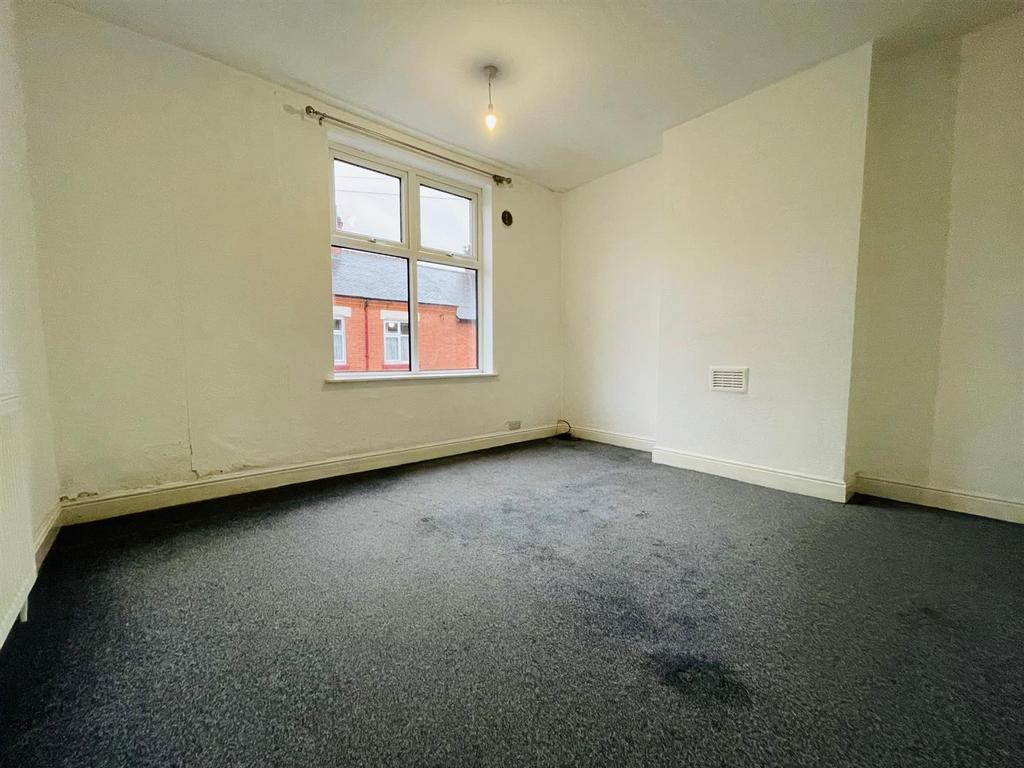 Bedroom 1 Front