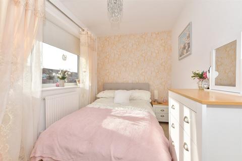 4 Hampton Close, Herne Bay, CT6 8BZ