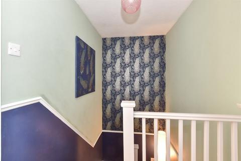 4 Hampton Close, Herne Bay, CT6 8BZ