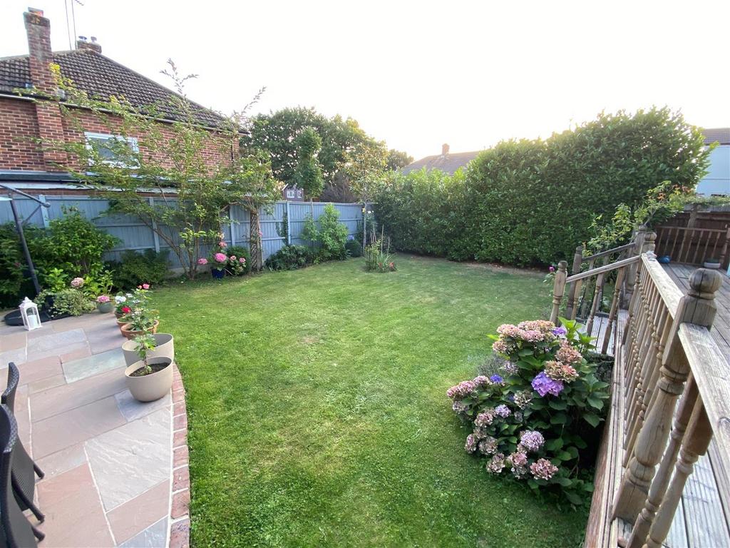 Garden 9.jpg