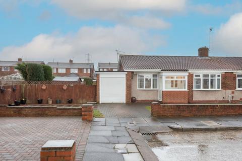 2 bedroom semi-detached bungalow for sale, Brunswick Square, Newcastle Upon Tyne NE27