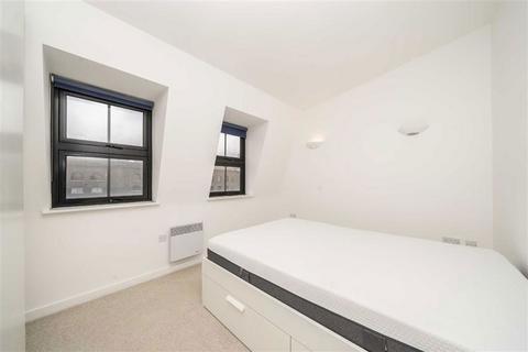 2 bedroom flat for sale, Redcross Way, London SE1