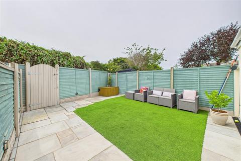 3 bedroom terraced house for sale, Popular position on the outskirts of Clevedon