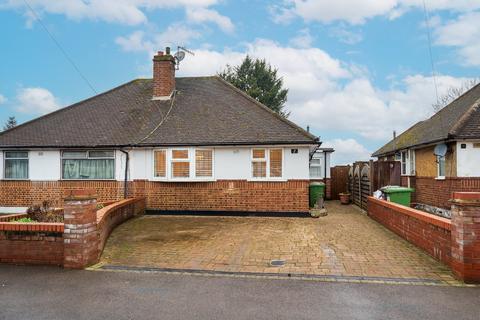 2 bedroom bungalow for sale, Highwood Avenue, Bushey, Hertfordshire, WD23