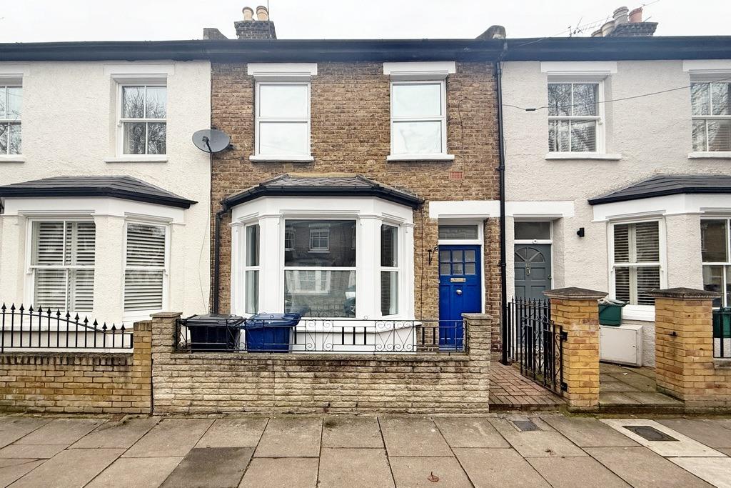 2 Bedroom House in Ealing