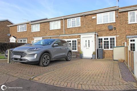 3 bedroom terraced house for sale, Ascot Gardens, Westgate