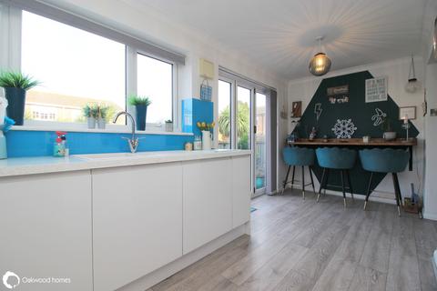 3 bedroom terraced house for sale, Ascot Gardens, Westgate