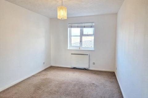 1 bedroom flat for sale, Darwin Court, Rochester