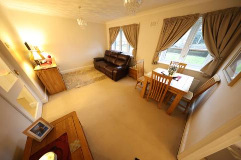 2 College Close, Grays, RM17 5UP