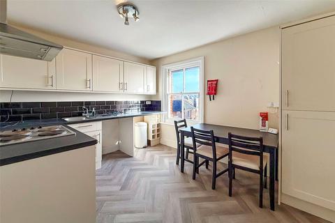 2 bedroom apartment for sale, South Terrace, Littlehampton, West Sussex