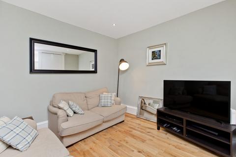 1 bedroom flat for sale, Parliament Square, Old Town, Edinburgh EH1