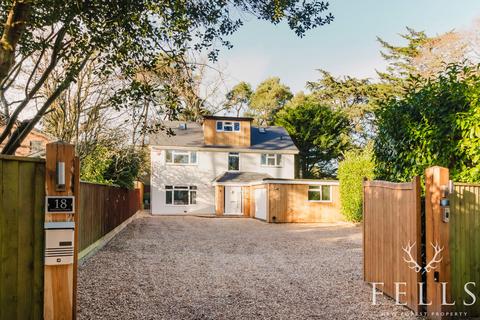 6 bedroom detached house for sale, Pinewood Road, Ringwood BH24