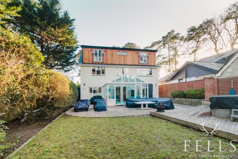 6 bedroom detached house for sale, Pinewood Road, Ringwood BH24