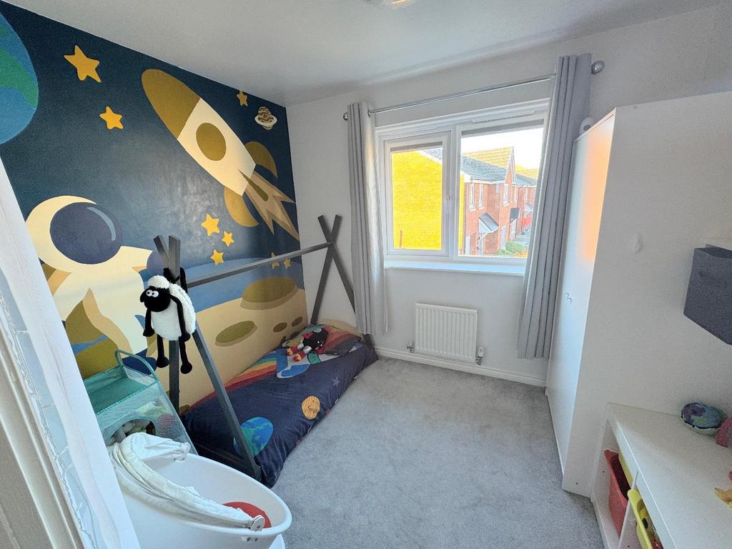 Bedroom 3 (rear)
