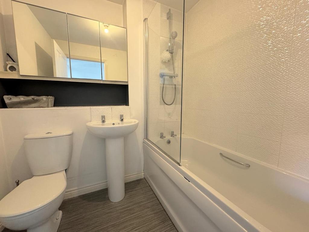 Family bathroom