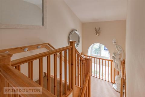 44 Whitehead Close, Greenfield, Oldham, OL3 7PP
